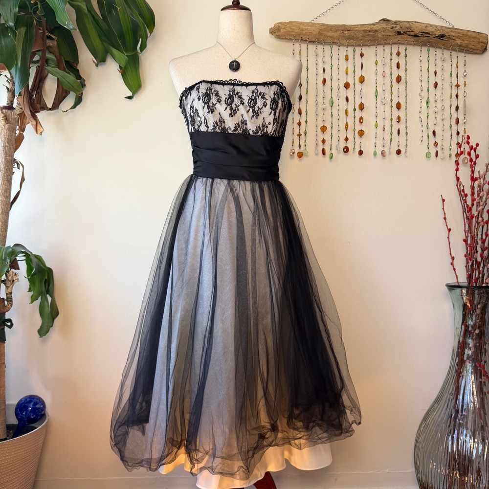 Vintage Morgan Co Black Lace Tulle Strapless Goth Fairy Grunge Homecoming Dress